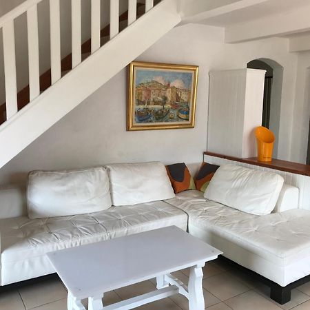 89 Le Grand Pin Sainte-Maxime Exterior foto