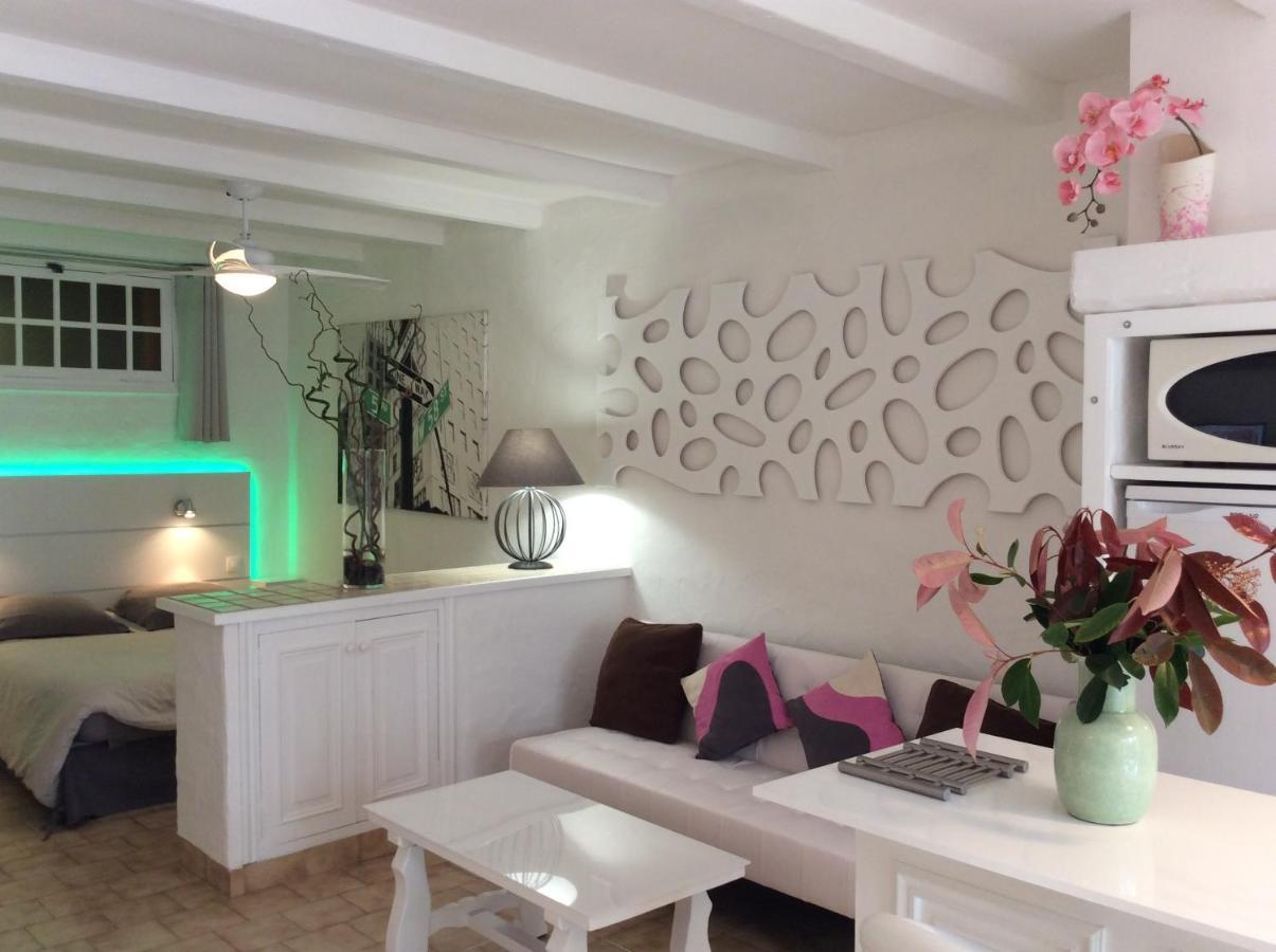 89 Le Grand Pin Sainte-Maxime Exterior foto