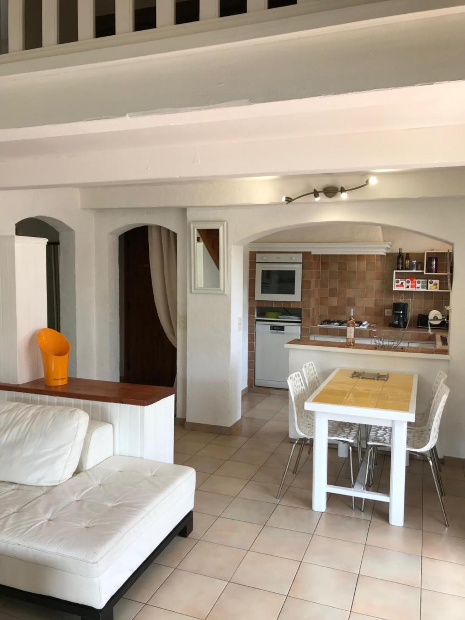 89 Le Grand Pin Sainte-Maxime Exterior foto