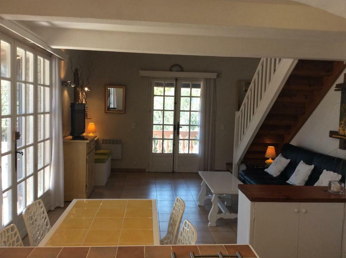 89 Le Grand Pin Sainte-Maxime Exterior foto