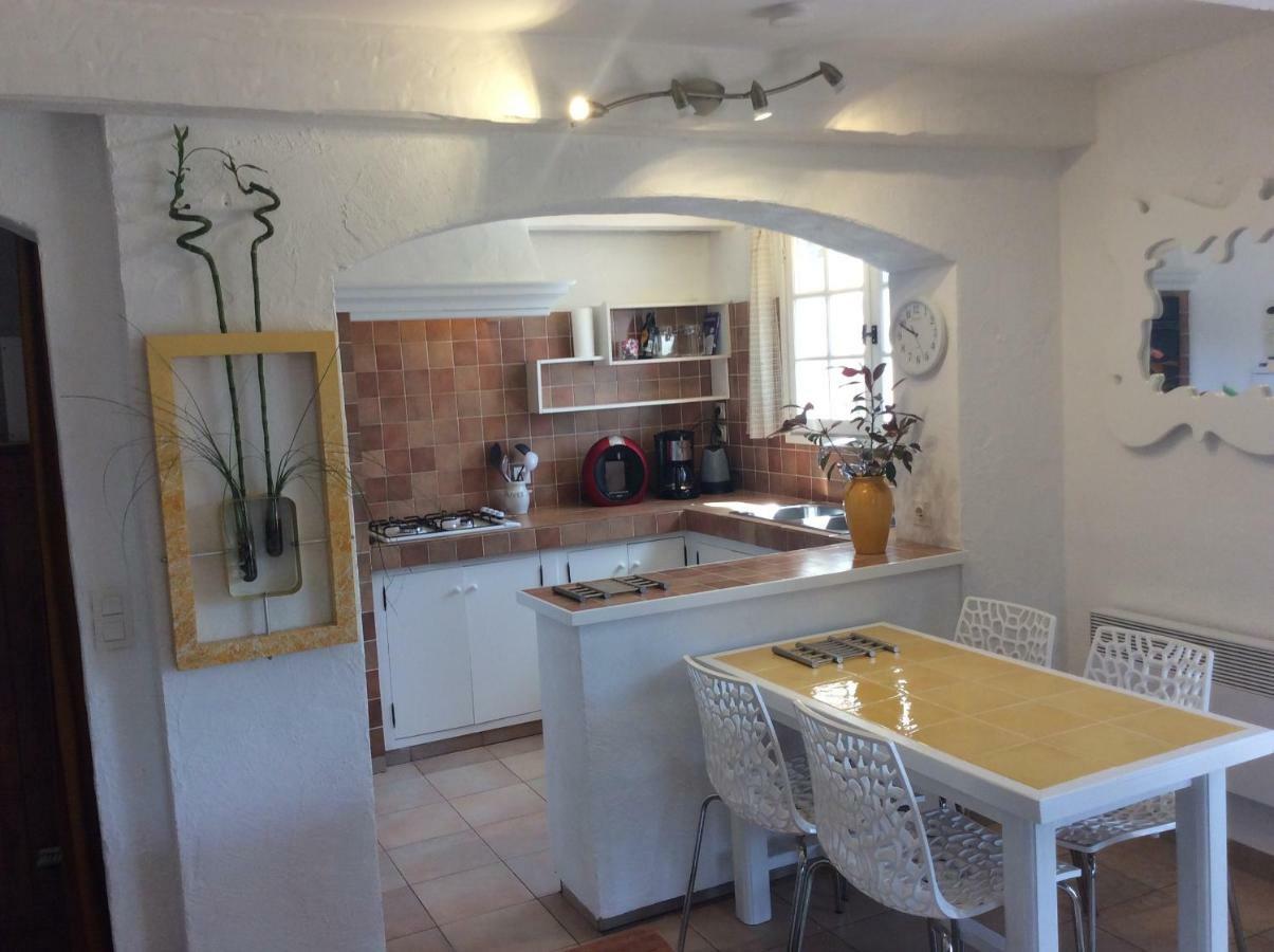 89 Le Grand Pin Sainte-Maxime Exterior foto