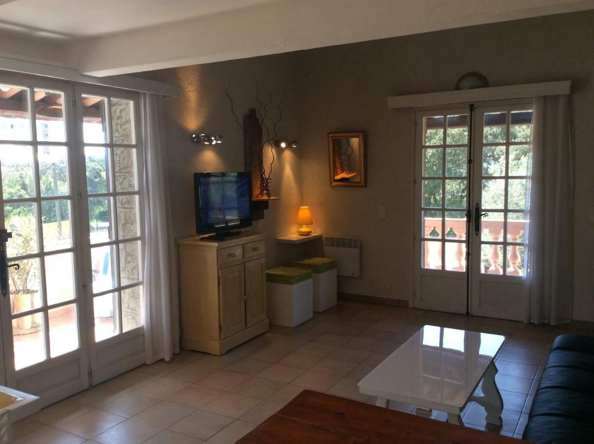 89 Le Grand Pin Sainte-Maxime Exterior foto