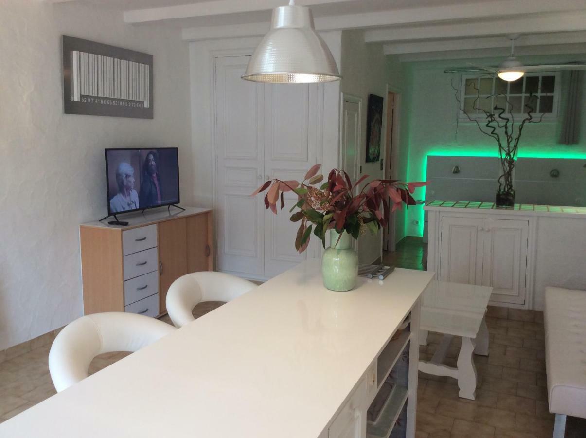 89 Le Grand Pin Sainte-Maxime Exterior foto