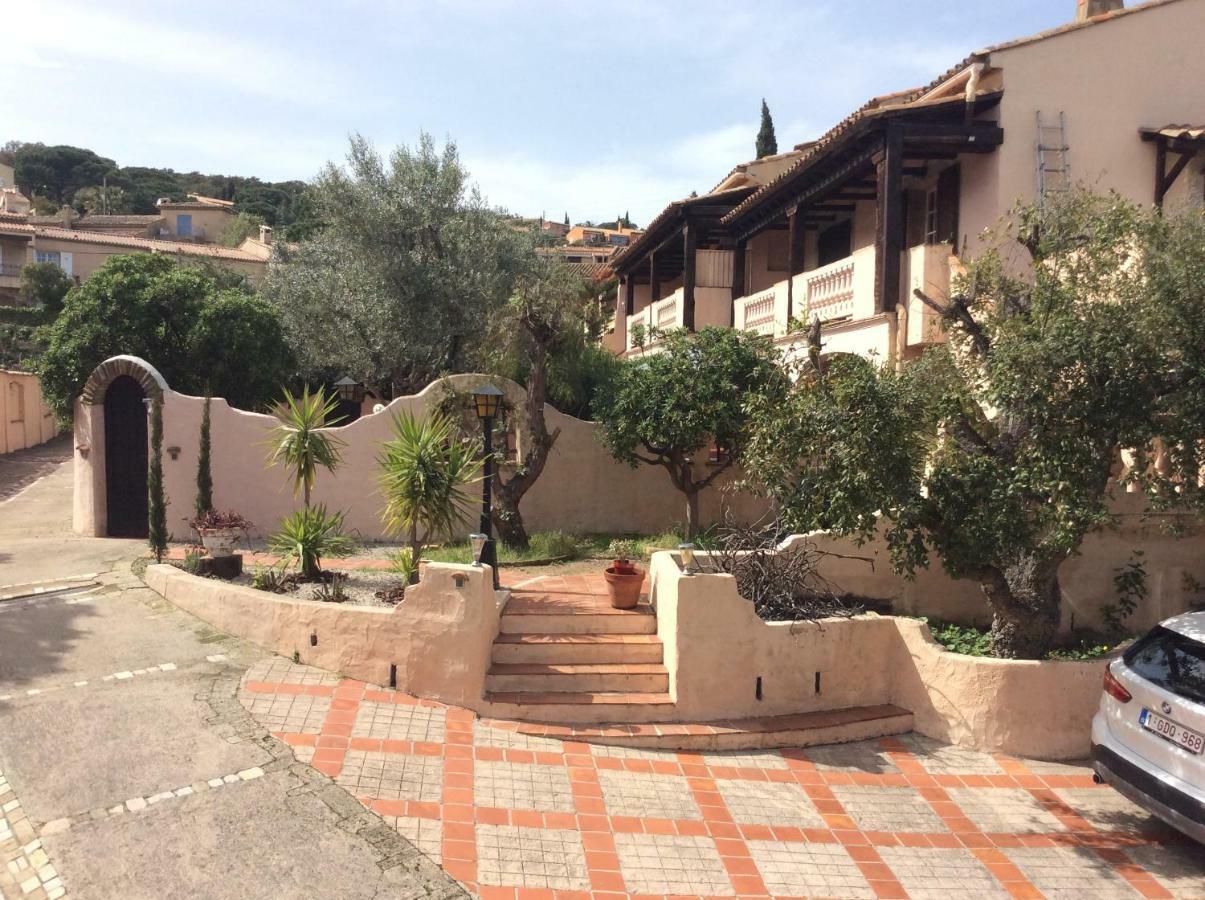 89 Le Grand Pin Sainte-Maxime Exterior foto
