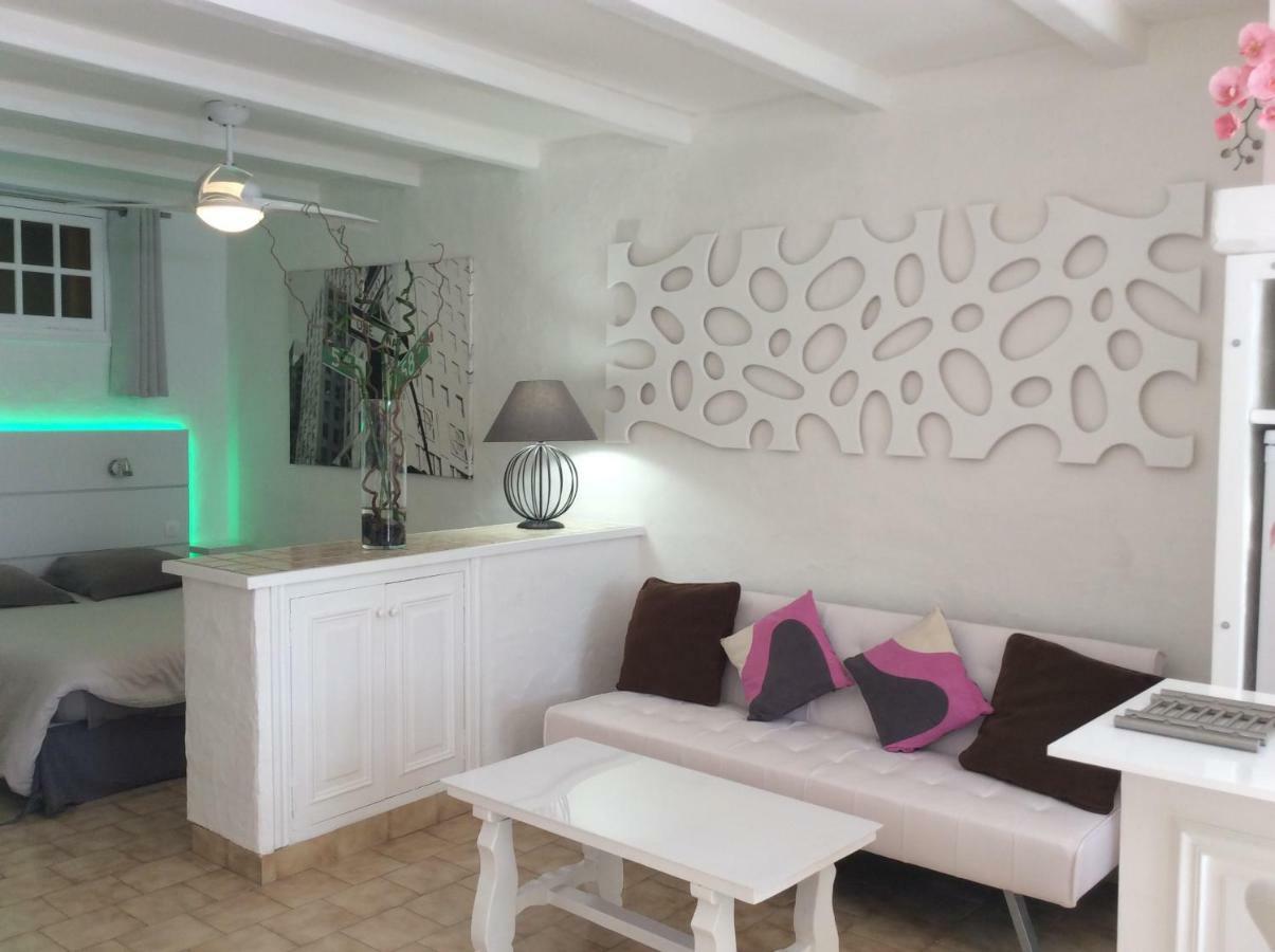 89 Le Grand Pin Sainte-Maxime Exterior foto