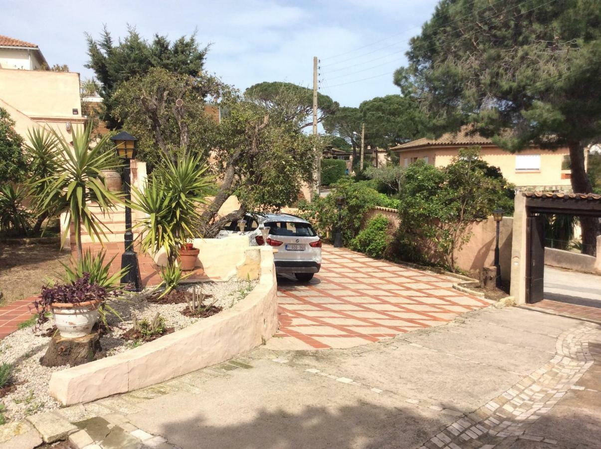 89 Le Grand Pin Sainte-Maxime Exterior foto