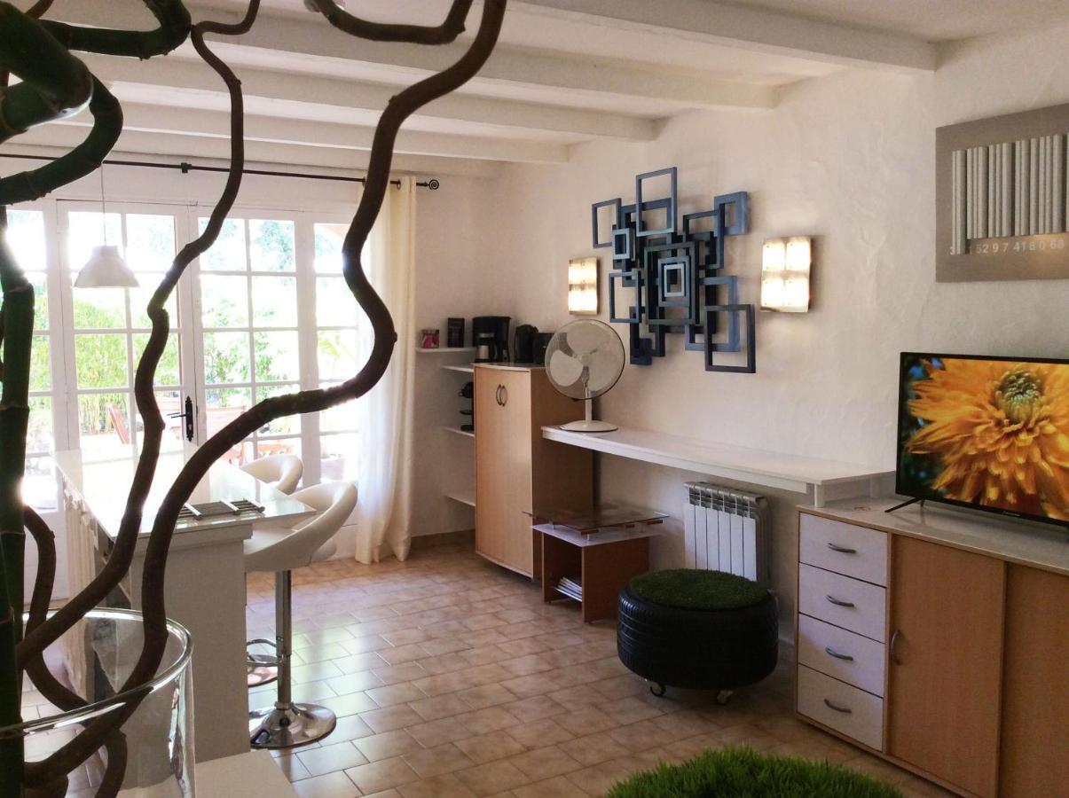 89 Le Grand Pin Sainte-Maxime Exterior foto